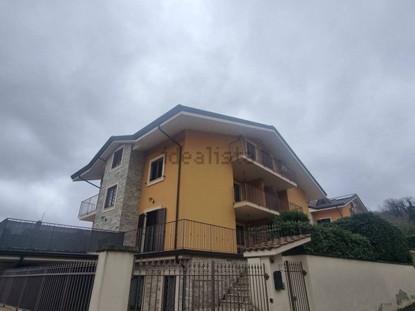 casa indipendente in vendita ad Avellino