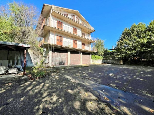 casa indipendente in vendita ad Avellino