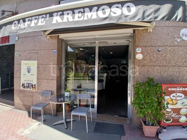 negozio in vendita ad Avellino