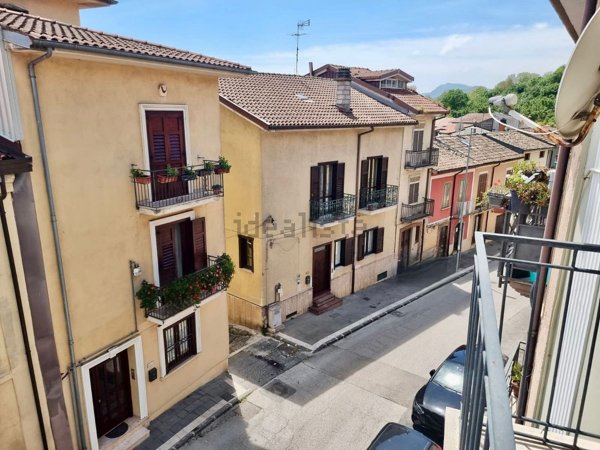appartamento in vendita ad Avellino in zona Bellizzi Irpino