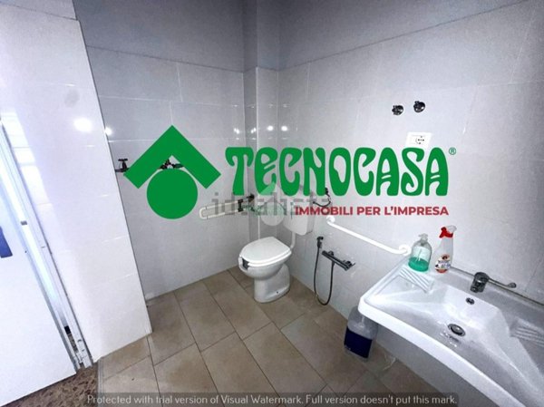 locale commerciale in vendita ad Avellino