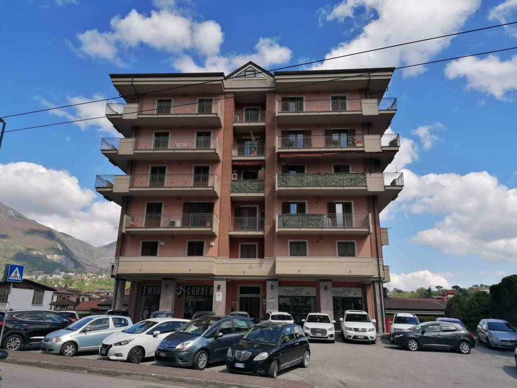 appartamento in vendita ad Avellino in zona Valle-Ponticelli