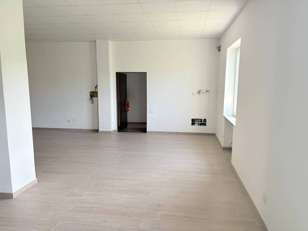 negozio in vendita ad Avellino in zona Centro Città