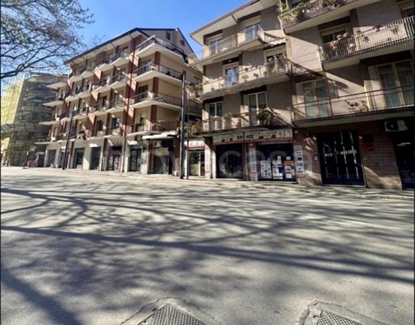 negozio in vendita ad Avellino
