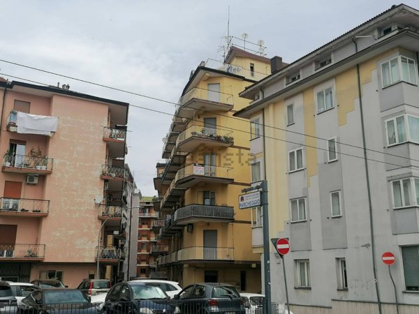 appartamento in vendita ad Avellino in zona Centro Città