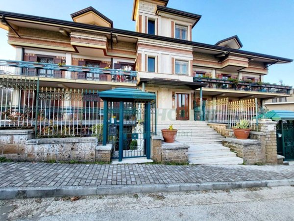 appartamento in vendita ad Avellino in zona Valle-Ponticelli