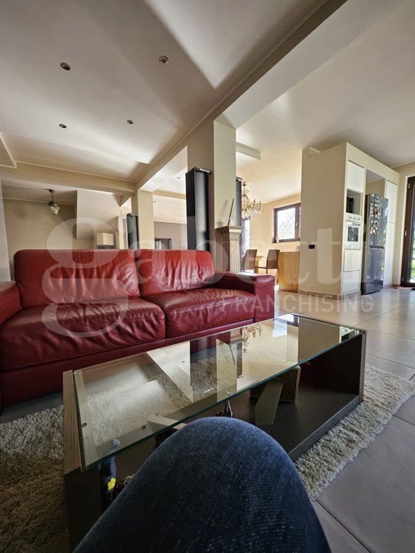 casa indipendente in vendita ad Avellino in zona Pianodardine