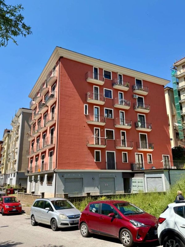 appartamento in vendita ad Avellino in zona Rione Mazzini