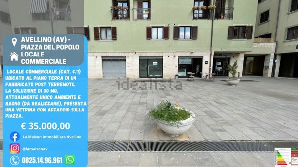 locale commerciale in vendita ad Avellino