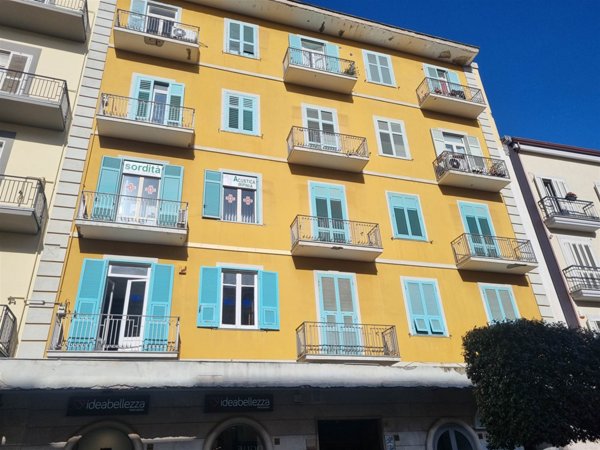 appartamento in vendita ad Avellino in zona Centro Città