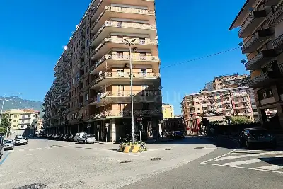 casa indipendente in vendita ad Avellino