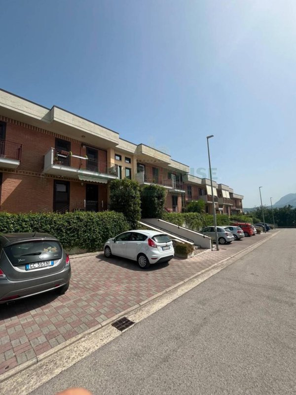 casa indipendente in vendita ad Avellino in zona Rione Mazzini