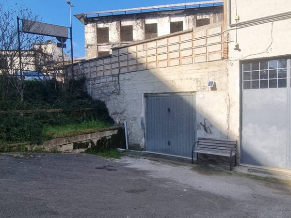 locale commerciale in vendita ad Avellino in zona Centro Città