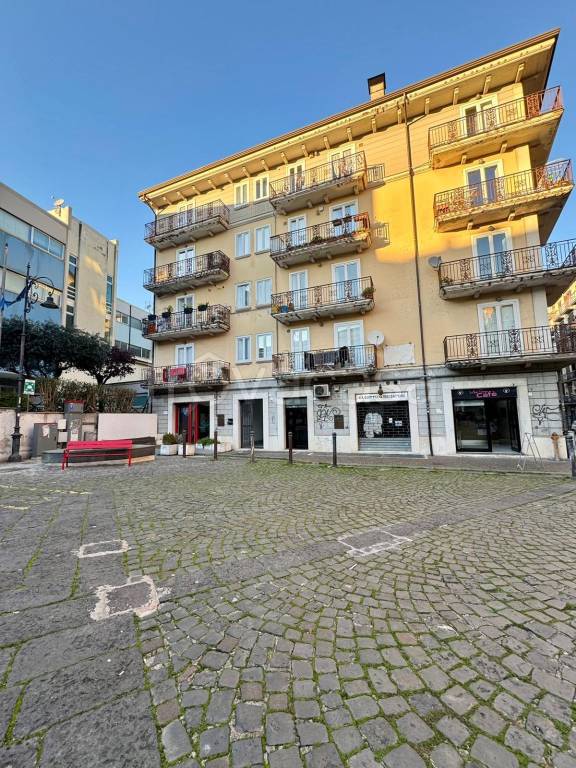 appartamento in vendita ad Avellino in zona Rione Mazzini