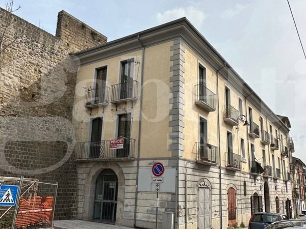 appartamento in vendita ad Avellino in zona Rione Mazzini
