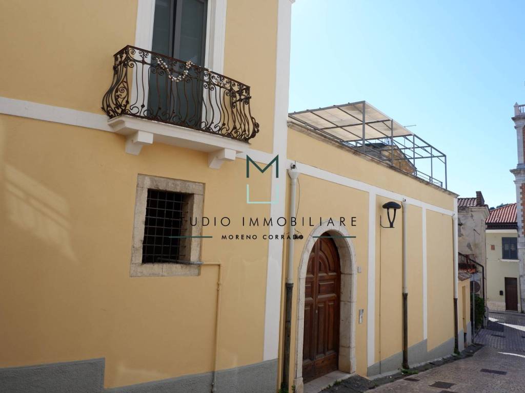 casa indipendente in vendita ad Avellino