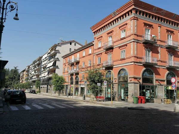 appartamento in vendita ad Avellino in zona Centro Città