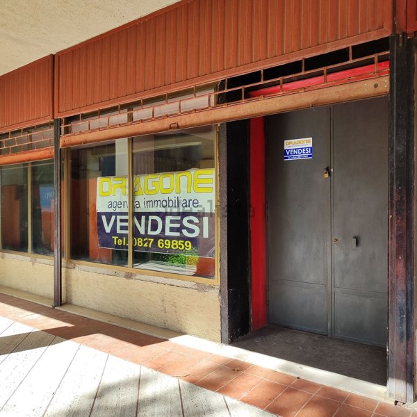 locale commerciale in vendita a Bagnoli Irpino