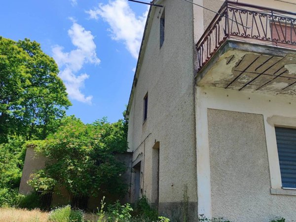 casa indipendente in vendita a Bagnoli Irpino