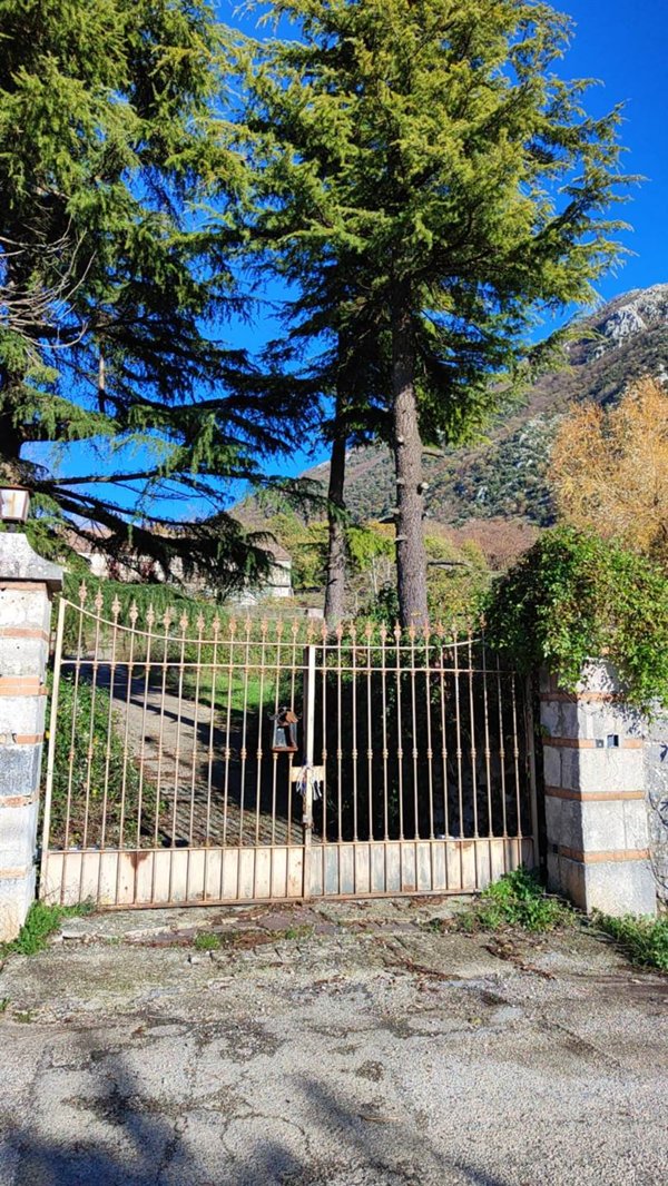 casa indipendente in vendita a Bagnoli Irpino