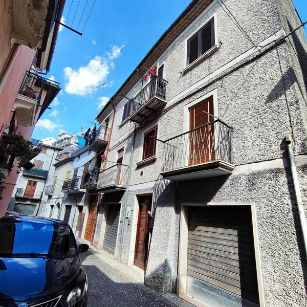 casa semindipendente in vendita a Bagnoli Irpino