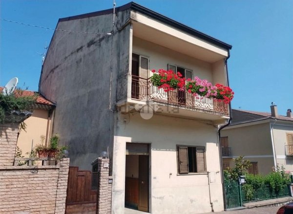 casa indipendente in vendita a Bagnoli Irpino
