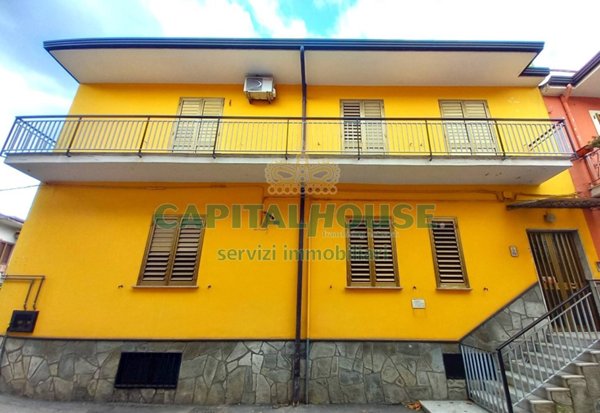 casa indipendente in vendita a Baiano