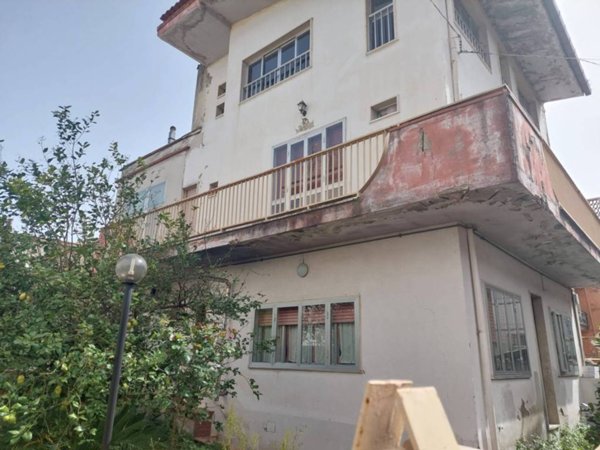 casa indipendente in vendita a Baiano