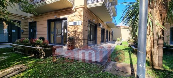 locale commerciale in vendita a Baiano