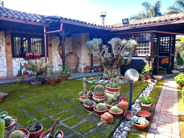 casa indipendente in vendita a Baiano