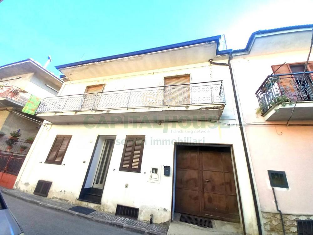 casa indipendente in vendita a Baiano