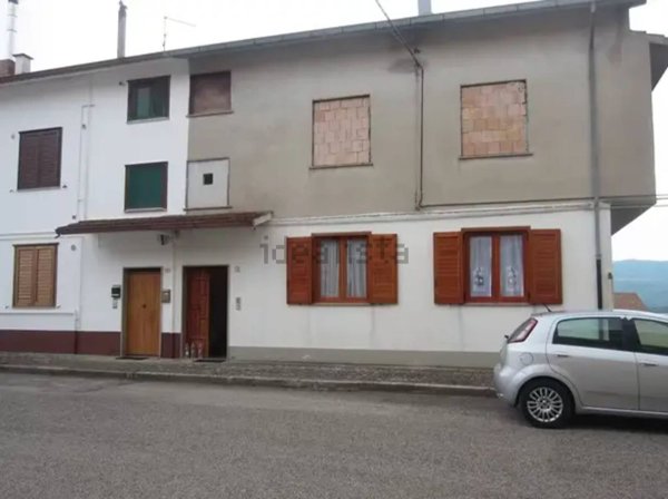 appartamento in vendita a Calitri in zona Calitri scalo