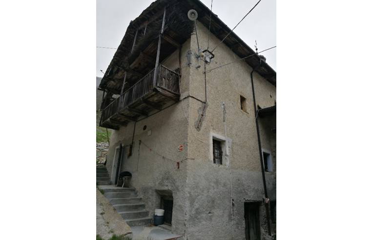 appartamento in vendita ad Acceglio in zona Chialvetta
