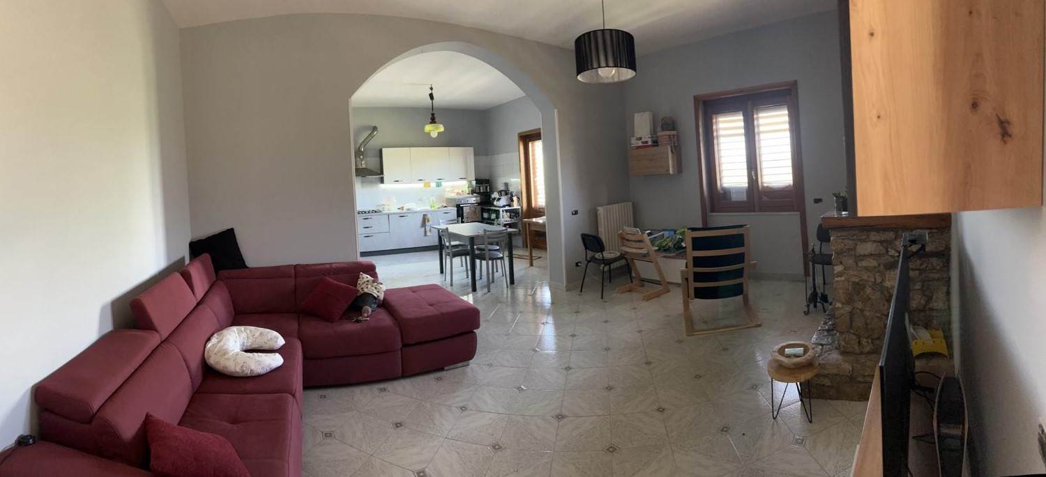 casa indipendente in vendita a Candida