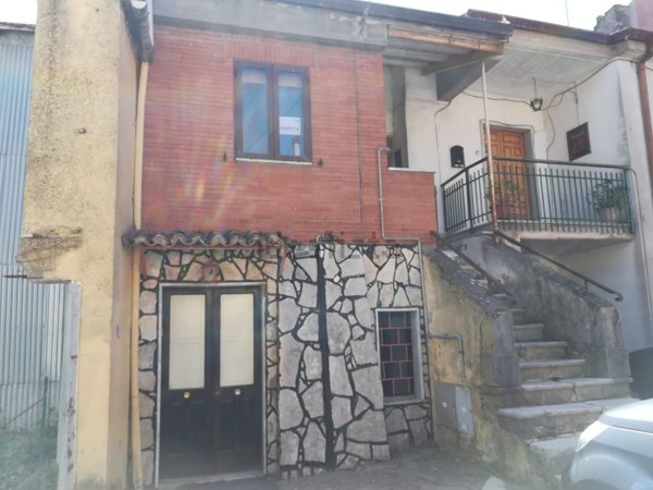 casa semindipendente in vendita a Candida