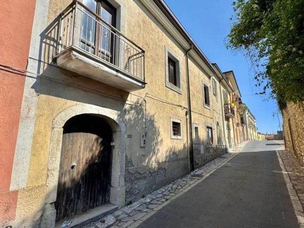casa indipendente in vendita a Candida
