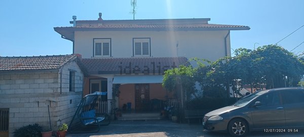 casa indipendente in vendita a Candida