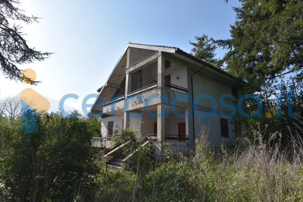 casa indipendente in vendita a Capriglia Irpina in zona Marzano