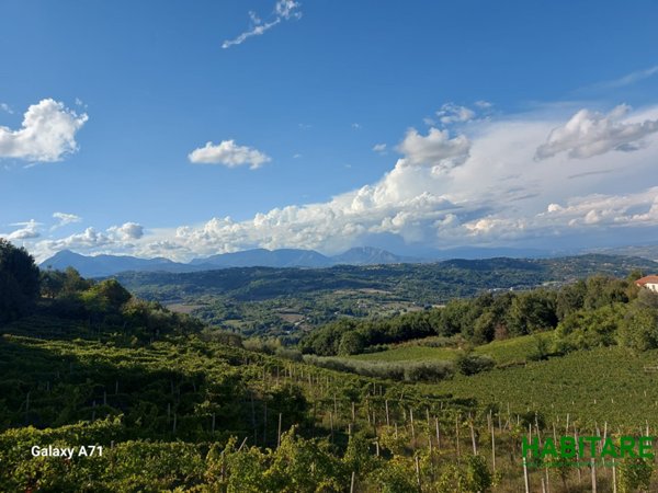 casa indipendente in vendita a Capriglia Irpina