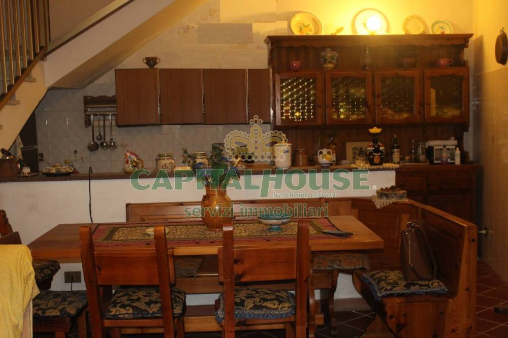 casa indipendente in vendita a Capriglia Irpina