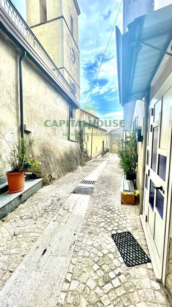 casa indipendente in vendita a Capriglia Irpina