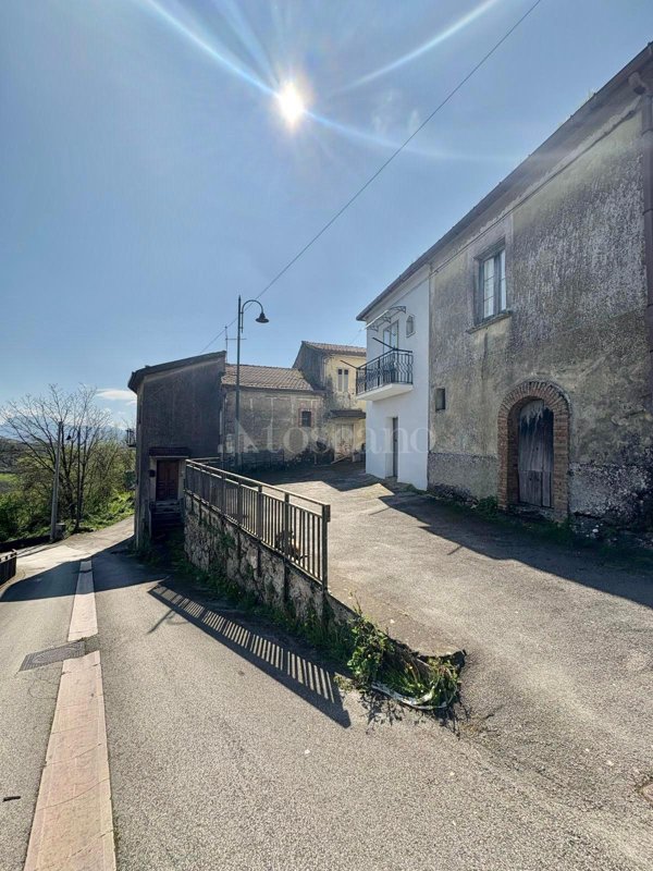 casa indipendente in vendita a Capriglia Irpina