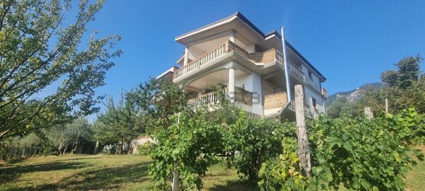 casa indipendente in vendita a Capriglia Irpina