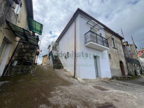 appartamento in vendita a Capriglia Irpina