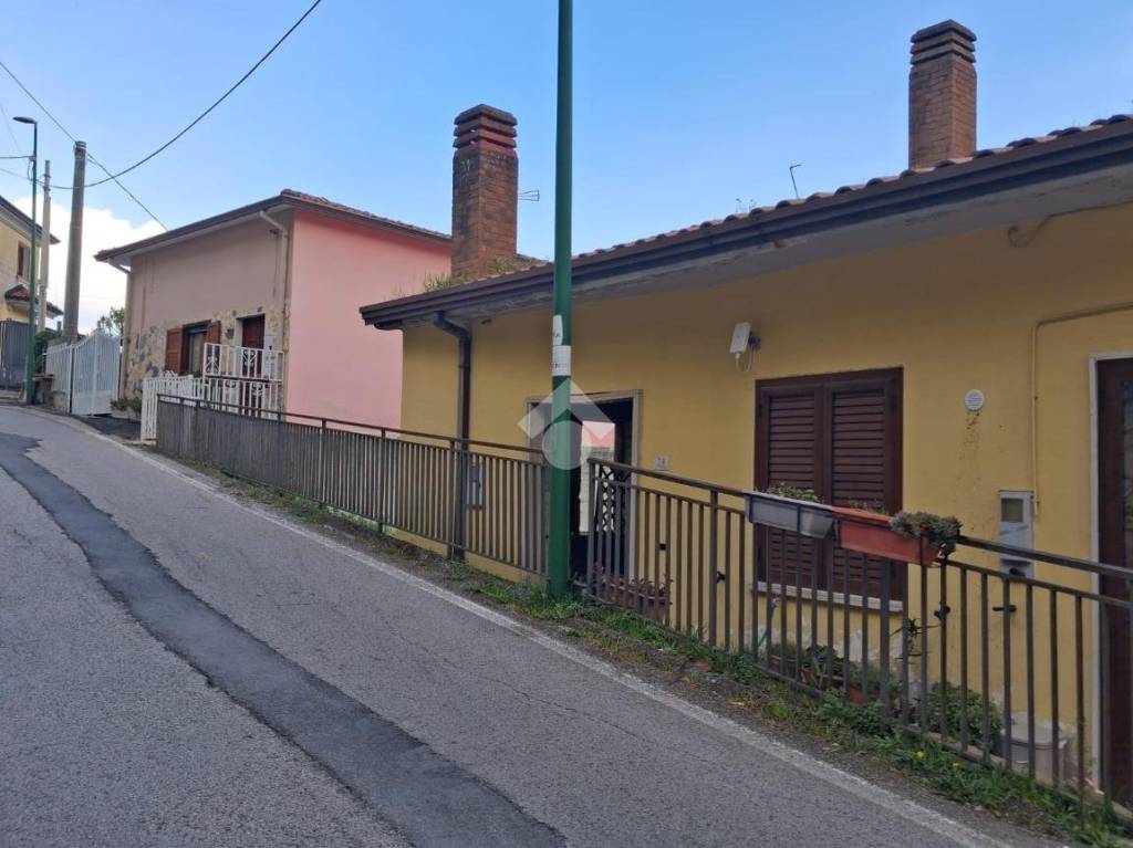 appartamento in vendita a Capriglia Irpina in zona Marzano
