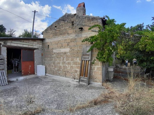 casa indipendente in vendita a Casalbore