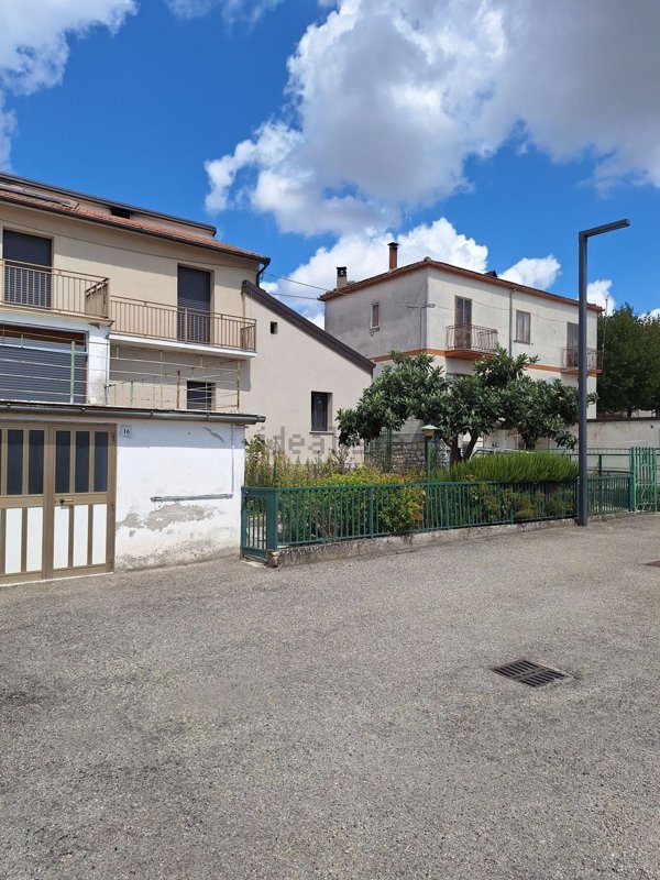 casa indipendente in vendita a Casalbore