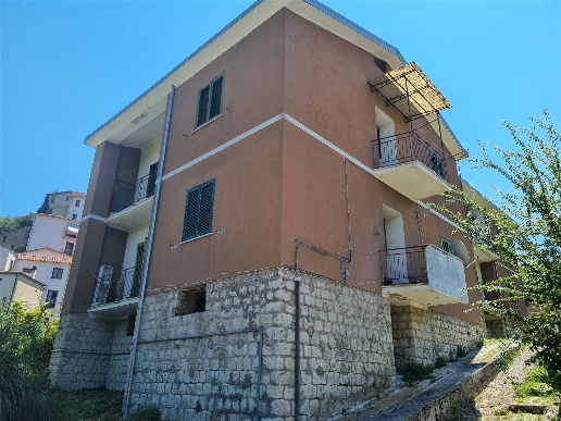 appartamento in vendita a Castelfranci