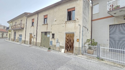appartamento in vendita a Castelfranci