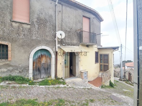 appartamento in vendita a Castelvetere sul Calore